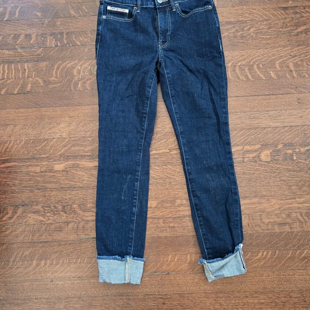 Tommy Hilfiger Women’s Tribeca Skinny Jeans Size 4 – 99% Cotton Denim